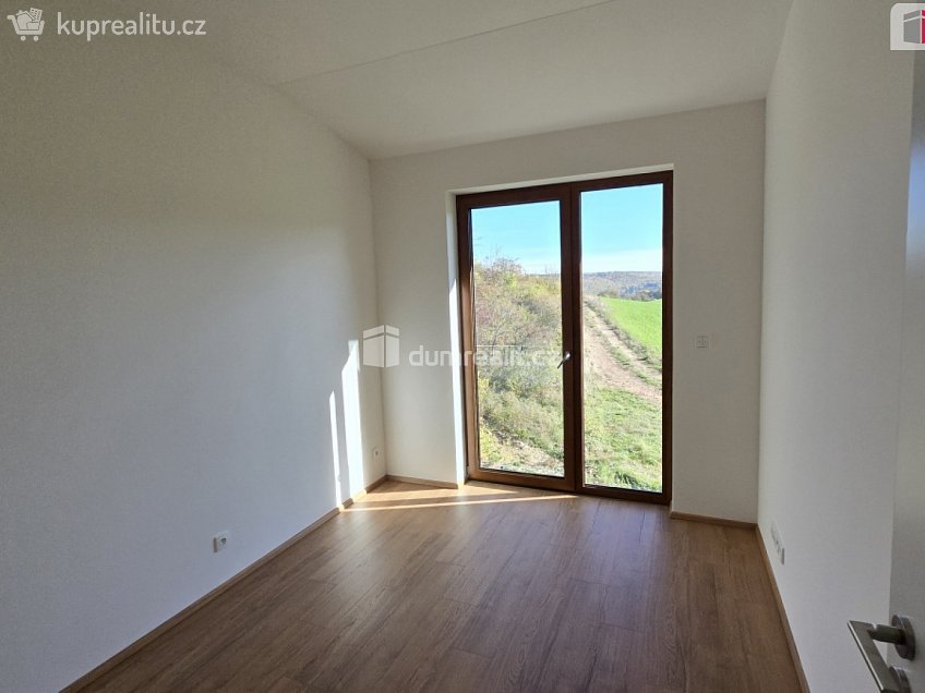 Prodej  rodinného domu 106 m^2 Mořina, Mořina 