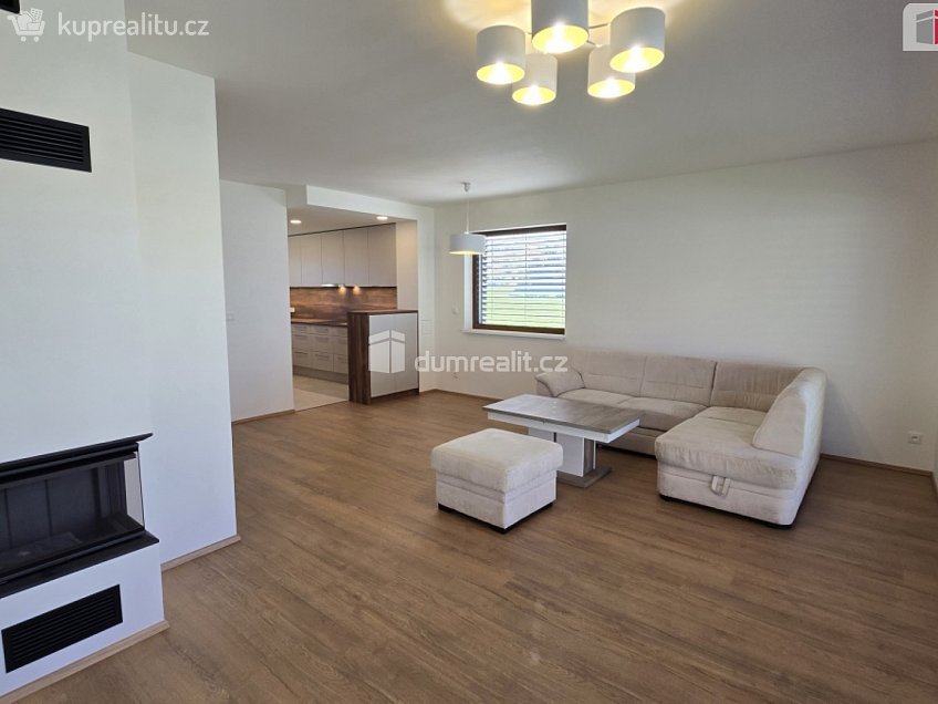 Prodej  rodinného domu 106 m^2 Mořina, Mořina 