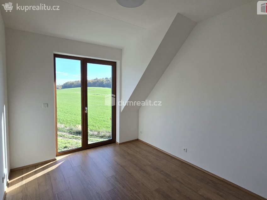 Prodej  rodinného domu 106 m^2 Mořina, Mořina 