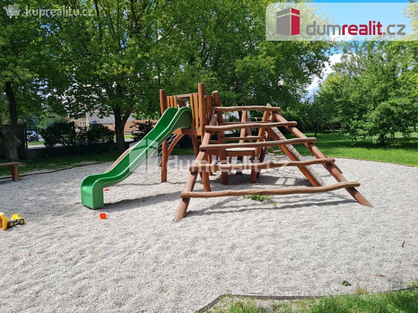 Prodej  rodinného domu 106 m^2 Mořina, Mořina 