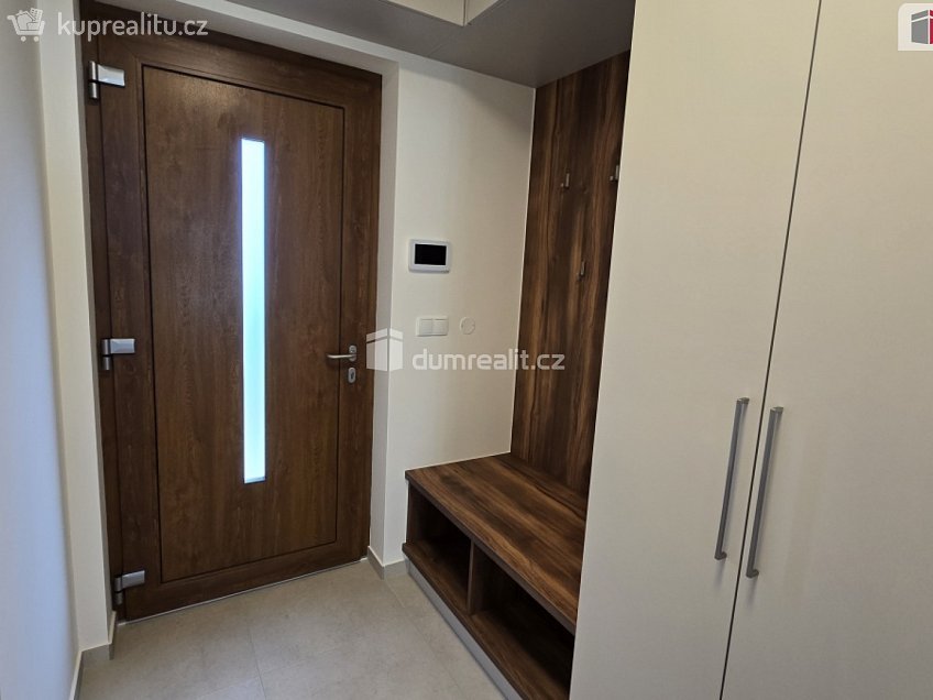 Prodej  rodinného domu 106 m^2 Mořina, Mořina 