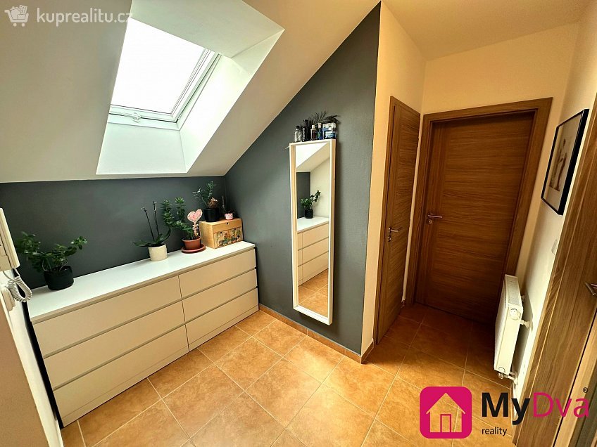 Prodej bytu 3+kk 77 m^2 Staré vinice, Znojmo 