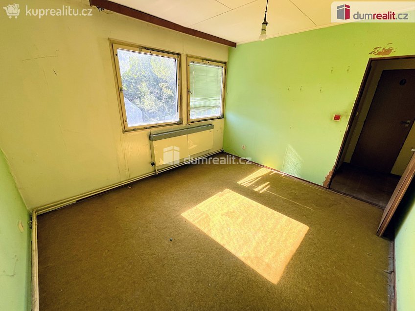 Prodej bytu 3+1 81 m^2 Na Přídělech, Hluk 