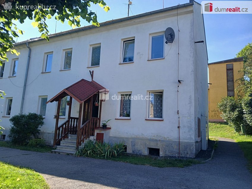 Prodej bytu 1+1 35 m^2 Poštovní, Nejdek 