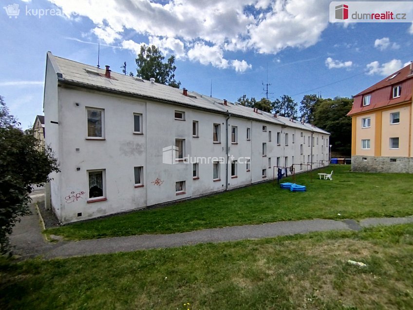 Prodej bytu 1+1 35 m^2 Poštovní, Nejdek 