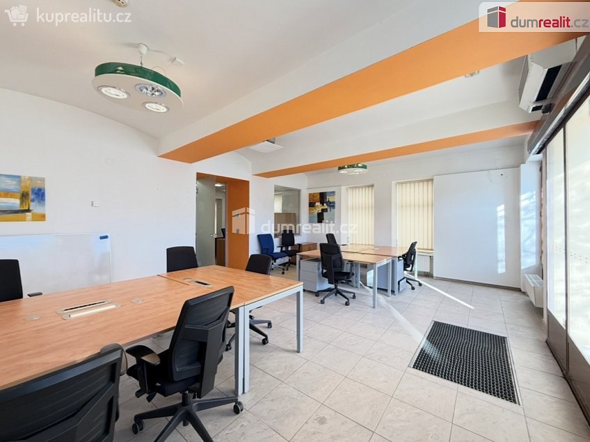 Pronájem  kanceláře 118 m^2 Staroměstské náměstí, Mladá Boleslav 