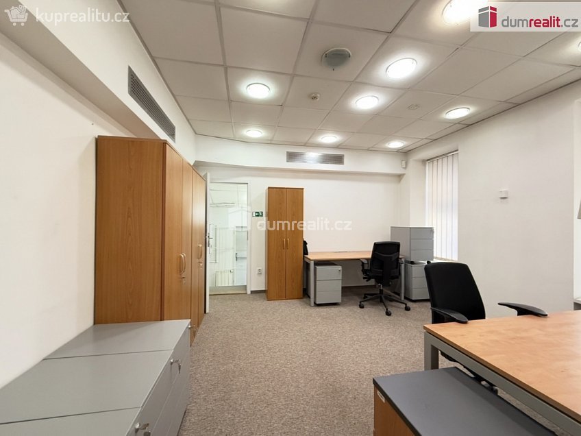 Pronájem  kanceláře 118 m^2 Bělská, Mladá Boleslav 