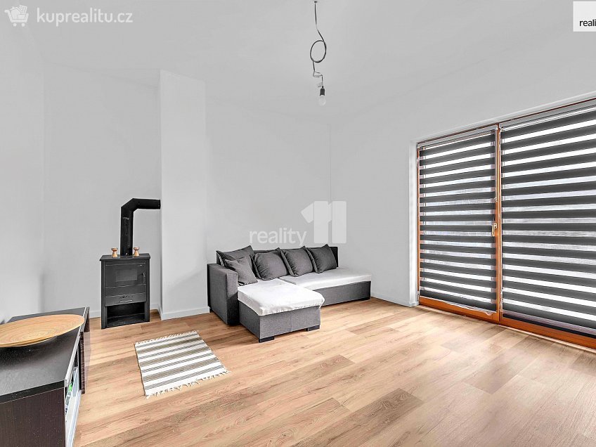 Pronájem  rodinného domu 170 m^2 Dvořákova, Šluknov 