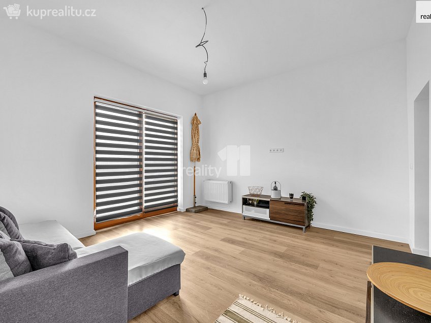 Pronájem  rodinného domu 170 m^2 Dvořákova, Šluknov 