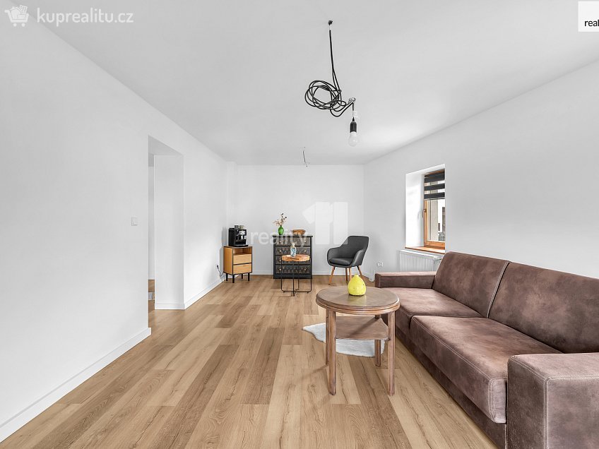 Pronájem  rodinného domu 170 m^2 Dvořákova, Šluknov 