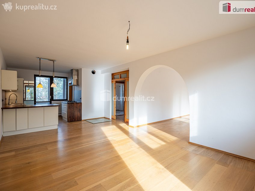 Prodej  rodinného domu 190 m^2 Spojovací, Kralupy nad Vltavou 