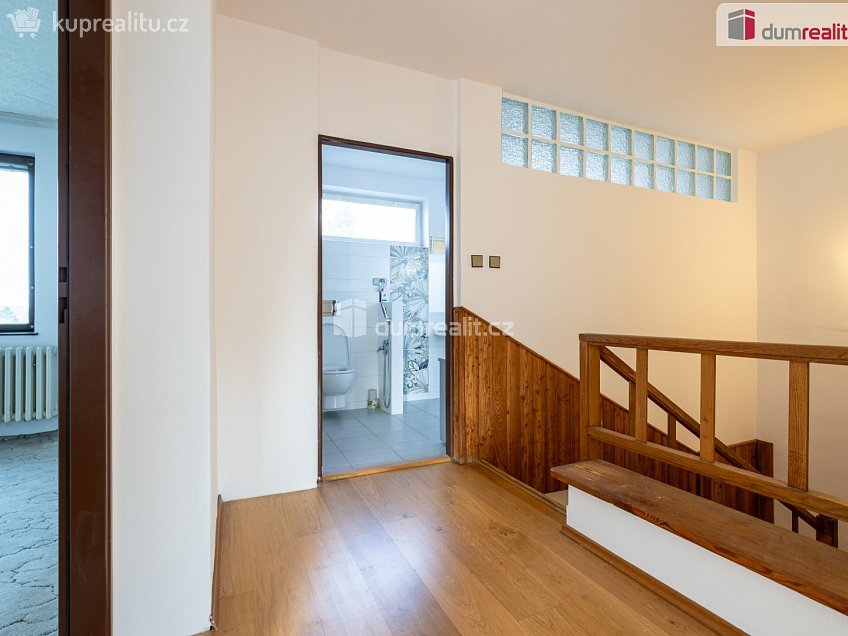 Prodej  rodinného domu 190 m^2 Spojovací, Kralupy nad Vltavou 