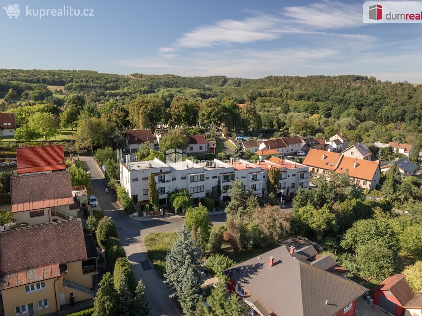 Prodej  rodinného domu 190 m^2 Spojovací, Kralupy nad Vltavou 