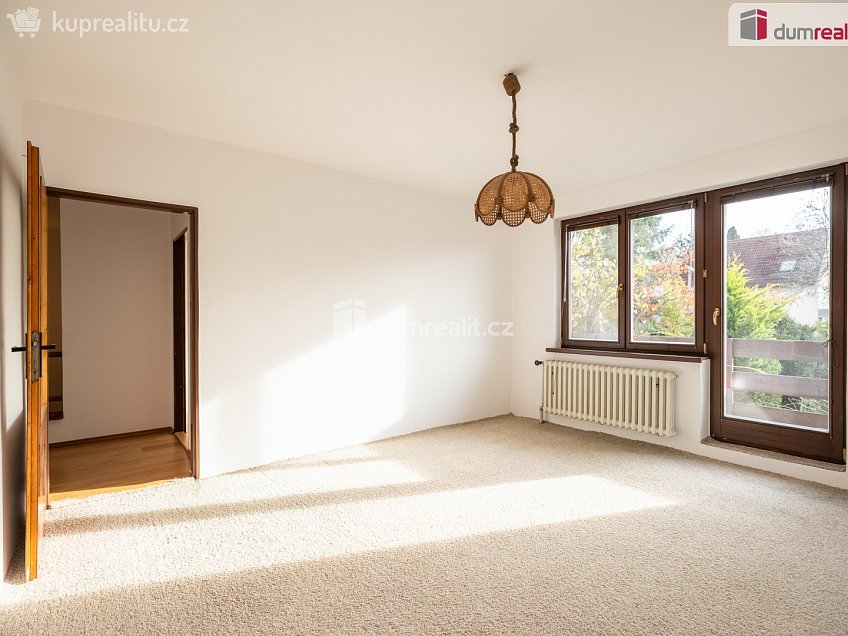 Prodej  rodinného domu 190 m^2 Spojovací, Kralupy nad Vltavou 