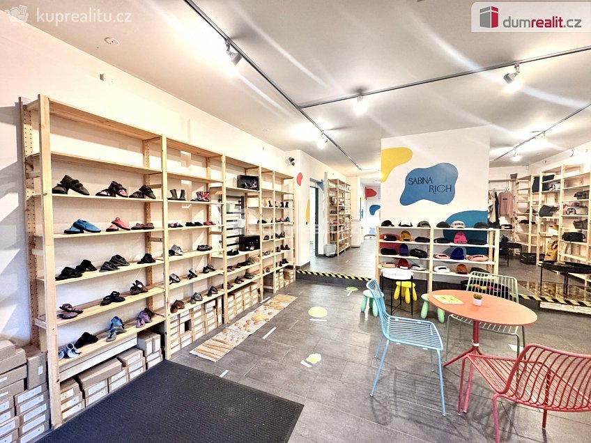 Pronájem  obchodních prostor 397 m^2 Bělehradská, Praha 2 