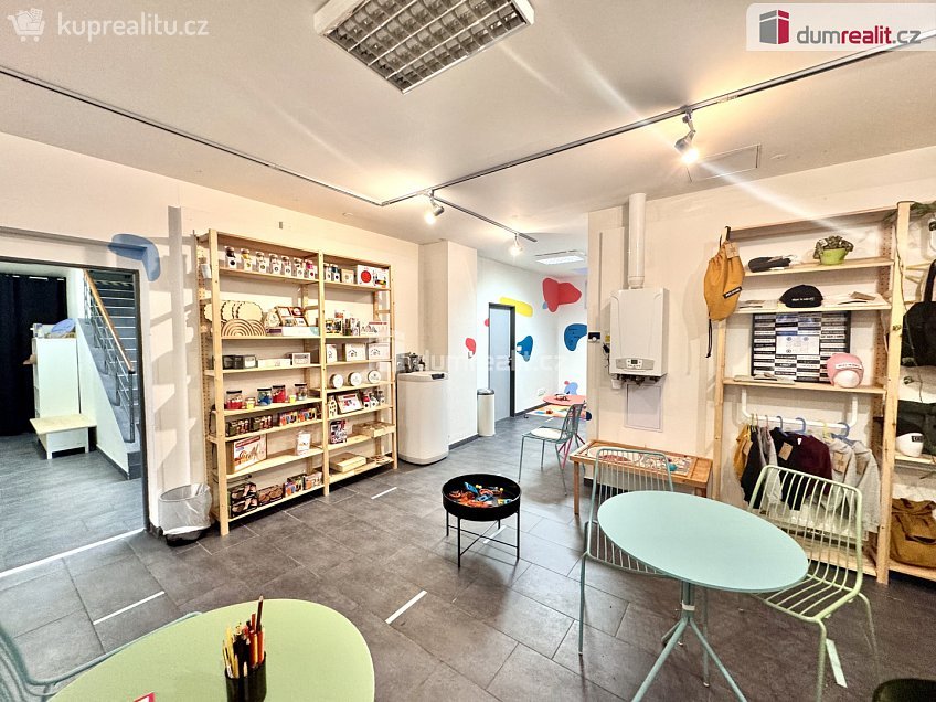 Pronájem  obchodních prostor 397 m^2 Bělehradská, Praha 2 