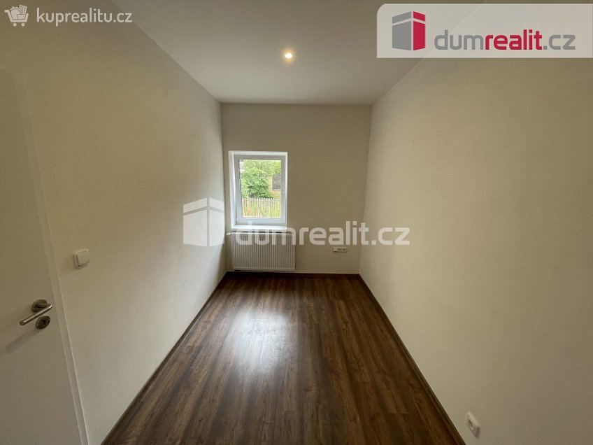 Pronájem bytu 2+kk 40 m^2 Mírové nám., Jílové 