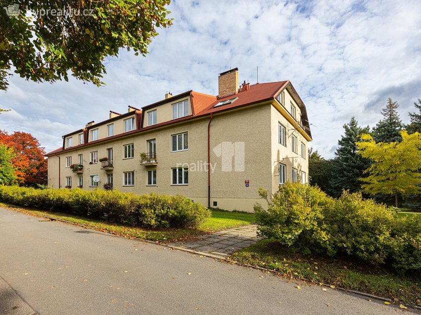 Prodej bytu 3+kk 151 m^2 Kamýcká, Praha-Suchdol 