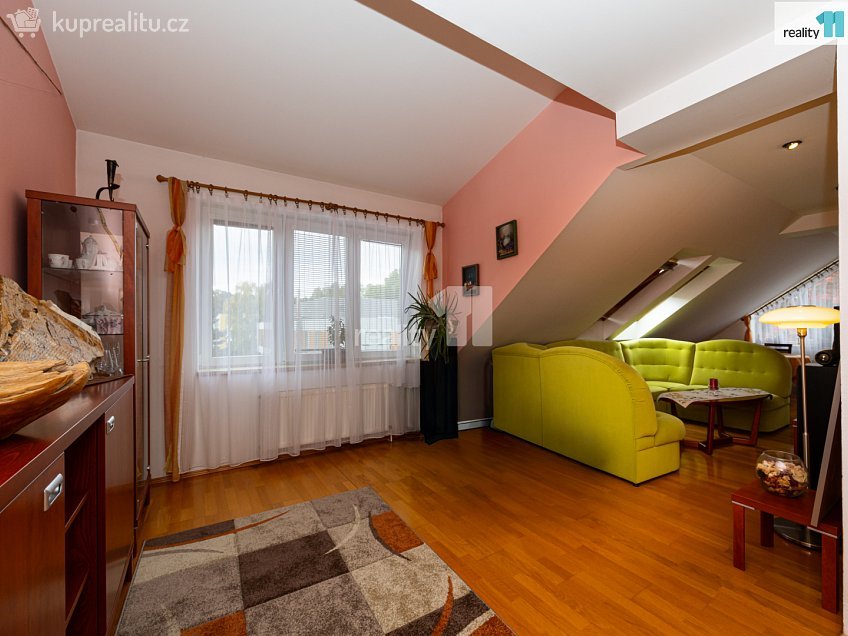 Prodej bytu 3+kk 151 m^2 Kamýcká, Praha-Suchdol 