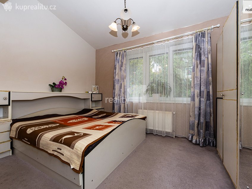 Prodej bytu 3+kk 151 m^2 Kamýcká, Praha-Suchdol 