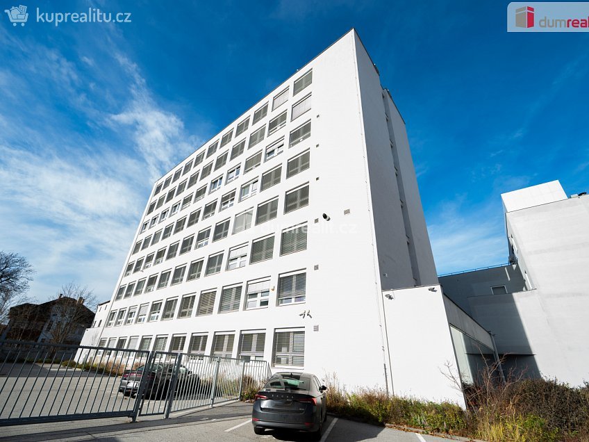 Pronájem  kanceláře 25 m^2 Jeronýmova, České Budějovice 