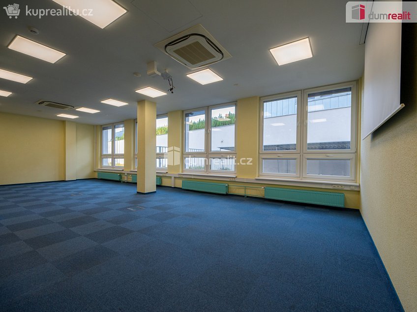 Pronájem  kanceláře 25 m^2 Jeronýmova, České Budějovice 
