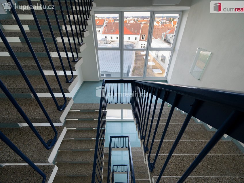 Pronájem  kanceláře 25 m^2 Jeronýmova, České Budějovice 