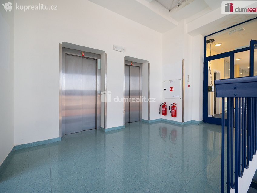 Pronájem  kanceláře 25 m^2 Jeronýmova, České Budějovice 