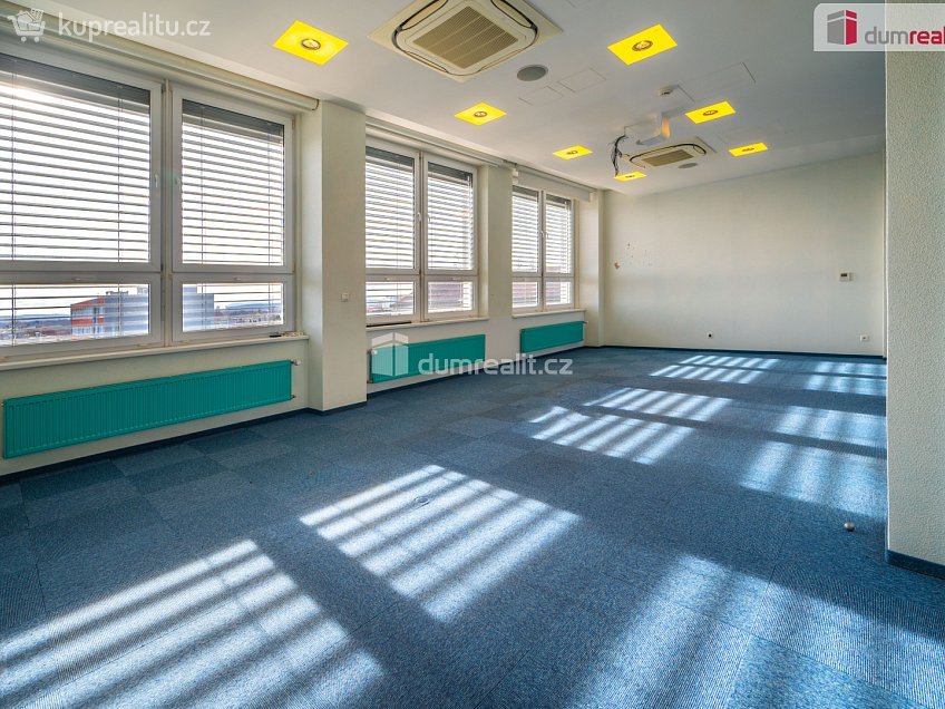 Pronájem  kanceláře 25 m^2 Jeronýmova, České Budějovice 