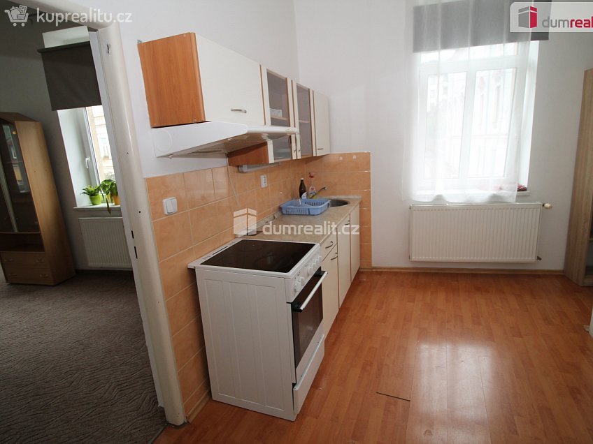 Pronájem bytu 1+1 45 m^2 Ruská, Mariánské Lázně 