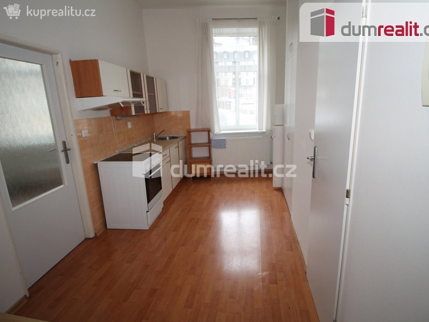 Pronájem bytu 1+1 45 m^2 Ruská, Mariánské Lázně 