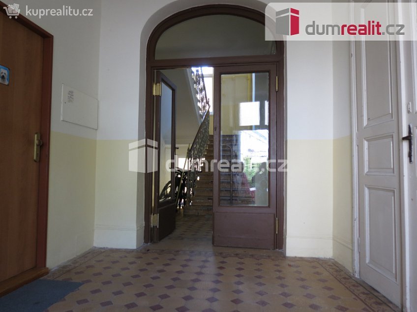 Pronájem bytu 1+1 45 m^2 Ruská, Mariánské Lázně 