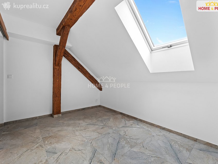 Pronájem bytu 3+kk 44 m^2 Chrášťany, Chrášťany 