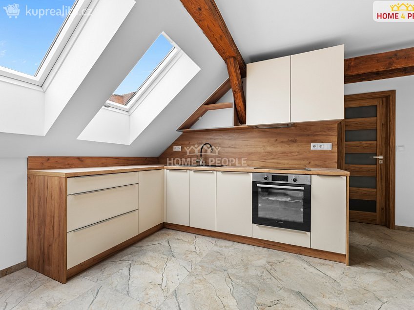 Pronájem bytu 3+kk 44 m^2 Chrášťany, Chrášťany 