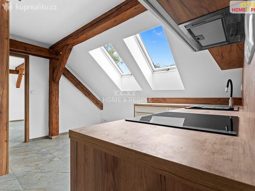 Pronájem bytu 3+kk 44 m^2 Chrášťany, Chrášťany 