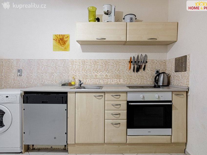 Prodej bytu 2+1 52 m^2 Zeyerova, Karlovy Vary 