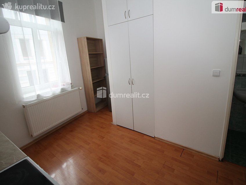 Pronájem bytu 1+1 45 m^2 Ruská, Mariánské Lázně 