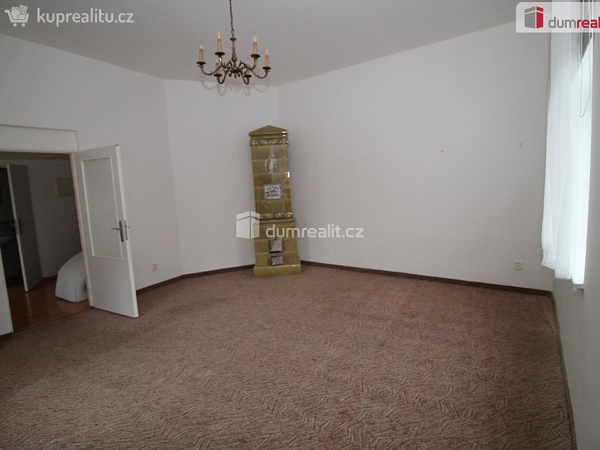 Pronájem bytu 1+1 45 m^2 Ruská, Mariánské Lázně 