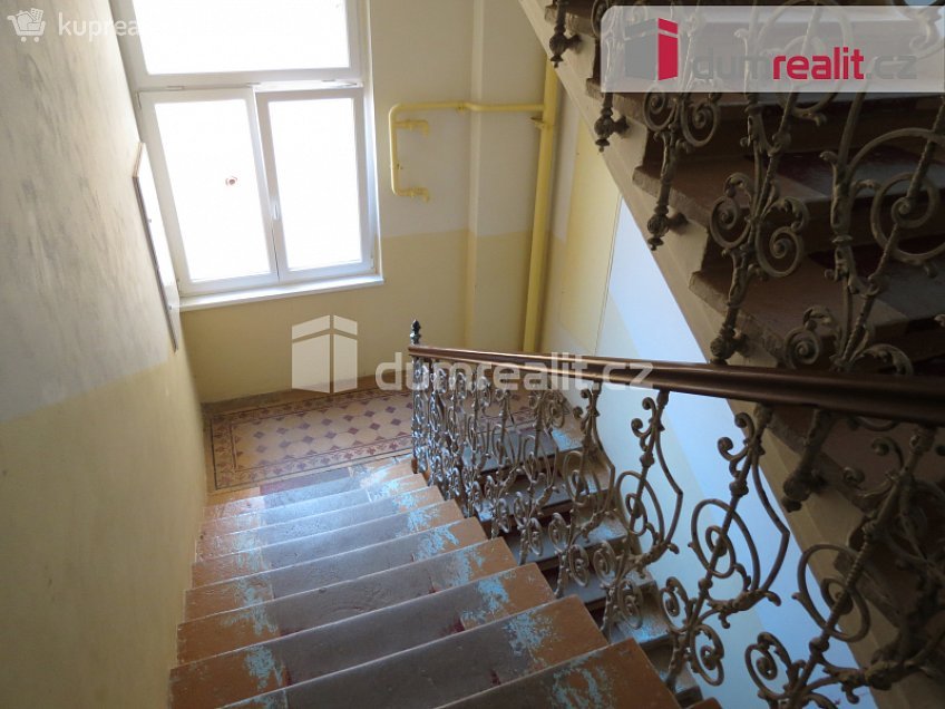 Pronájem bytu 1+1 45 m^2 Ruská, Mariánské Lázně 