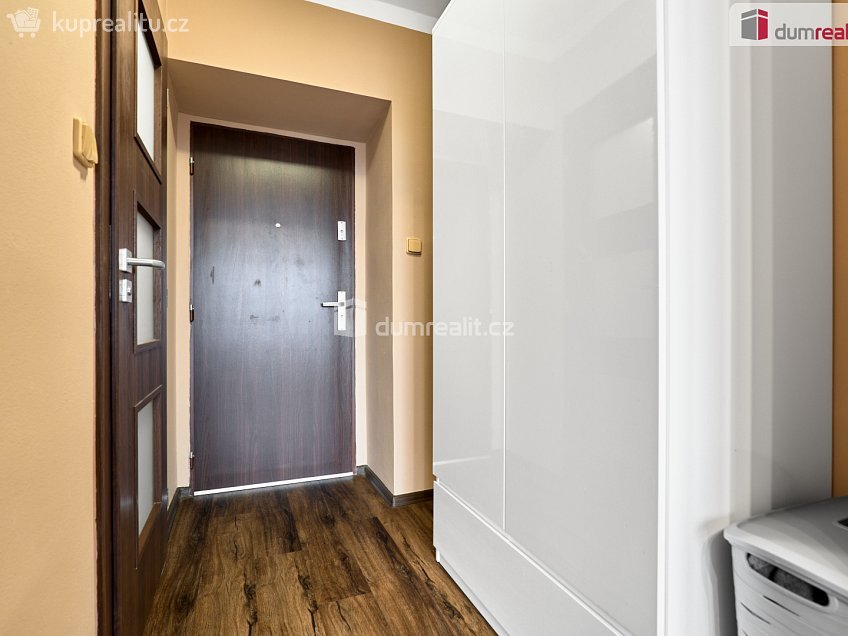 Prodej bytu 1+kk 16 m^2 U Stadiónu, Ústí nad Labem 