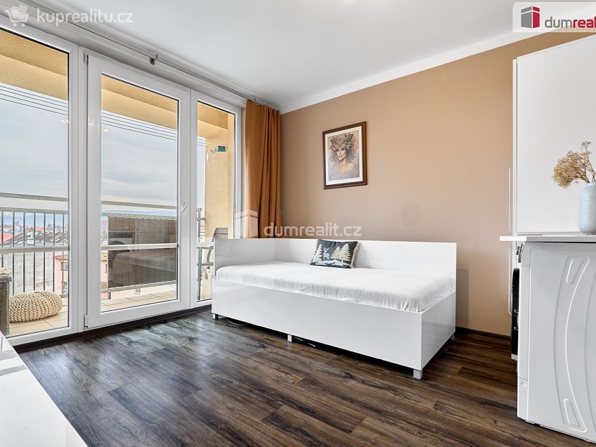 Prodej bytu 1+kk 16 m^2 U Stadiónu, Ústí nad Labem 