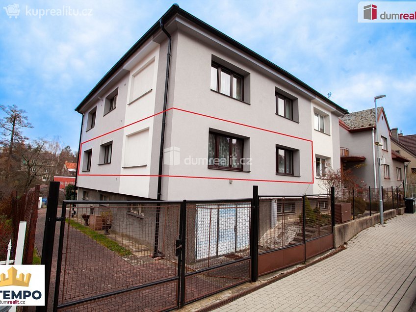 Pronájem bytu 5+kk 107 m^2 Šafaříkova, Sezimovo Ústí 