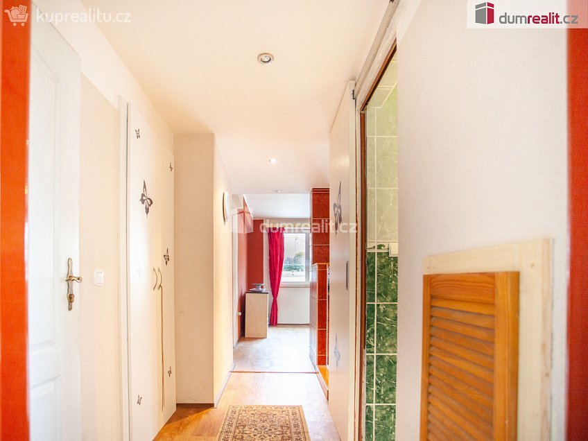 Pronájem bytu 5+kk 107 m^2 Šafaříkova, Sezimovo Ústí 