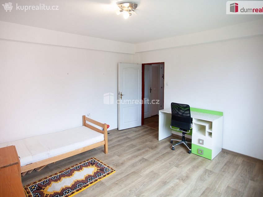 Pronájem bytu 5+kk 107 m^2 Šafaříkova, Sezimovo Ústí 