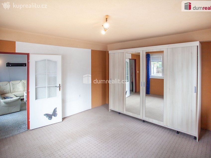 Pronájem bytu 5+kk 107 m^2 Šafaříkova, Sezimovo Ústí 