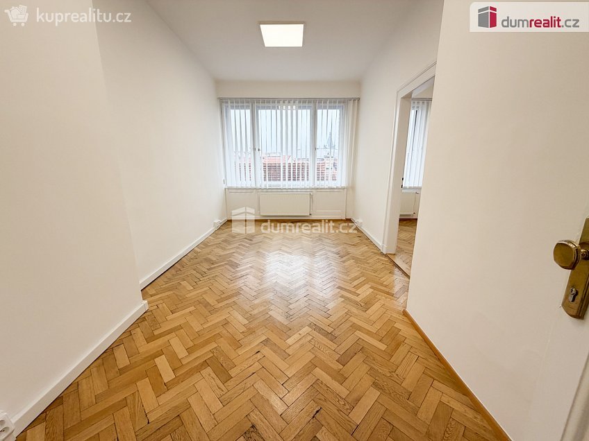 Pronájem  kanceláře 26 m^2 Vodičkova, Praha 1 