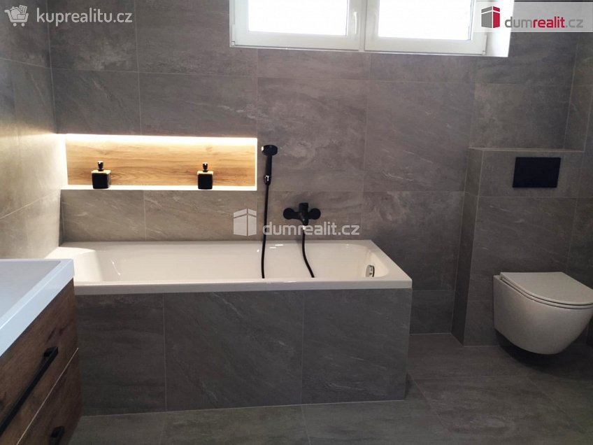 Prodej  rodinného domu 136 m^2 Pavlovice, Pavlovice 