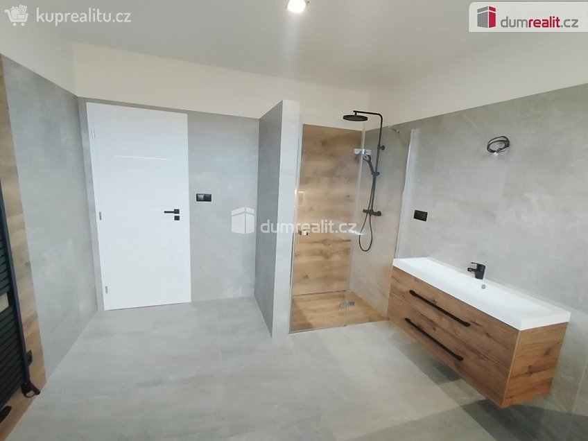 Prodej  rodinného domu 136 m^2 Pavlovice, Pavlovice 