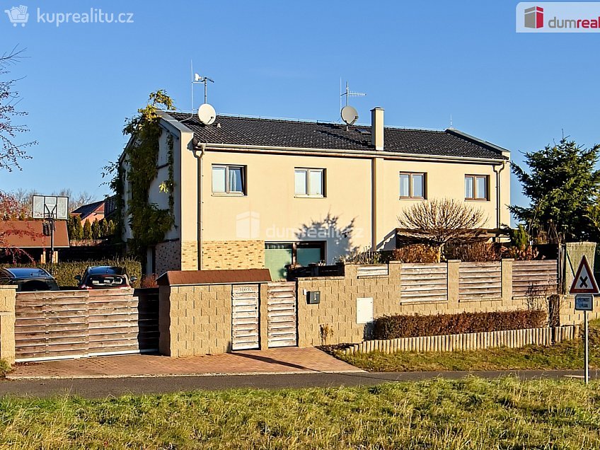 Prodej  rodinného domu 104 m^2 Hájecká, Chýně 