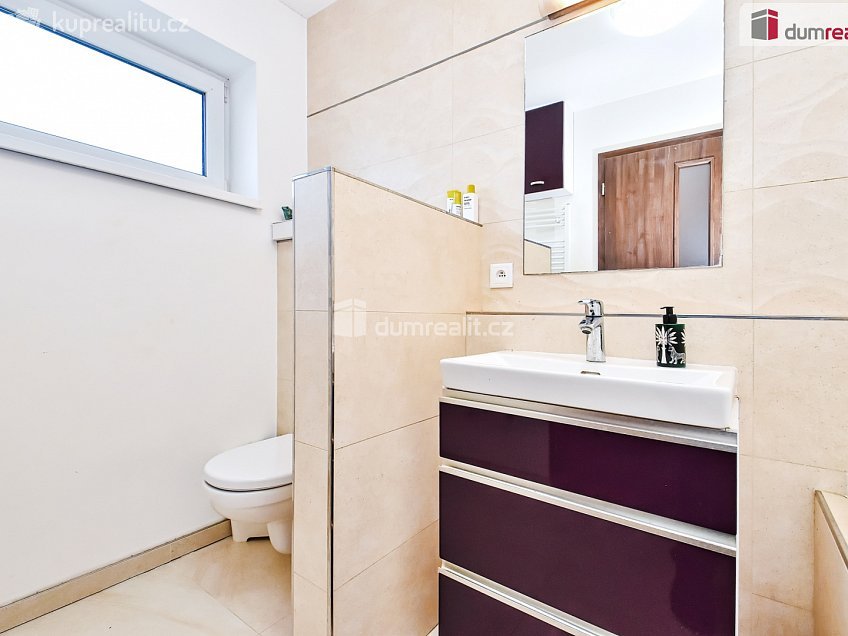 Prodej  rodinného domu 104 m^2 Hájecká, Chýně 